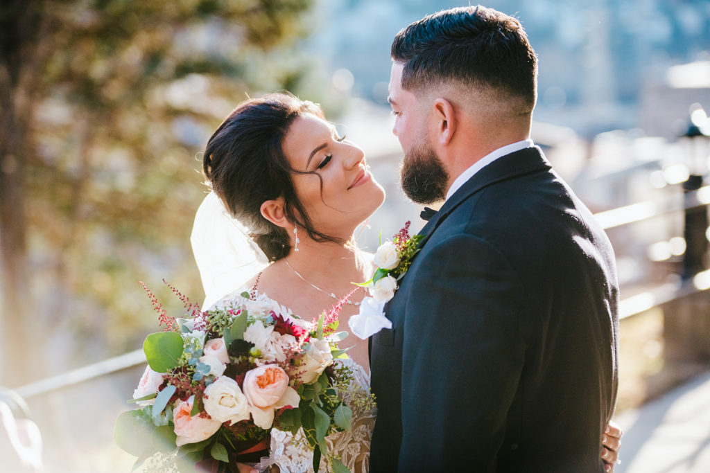 Winter Wedding Lake House Inn Jessica Hendrix Photography