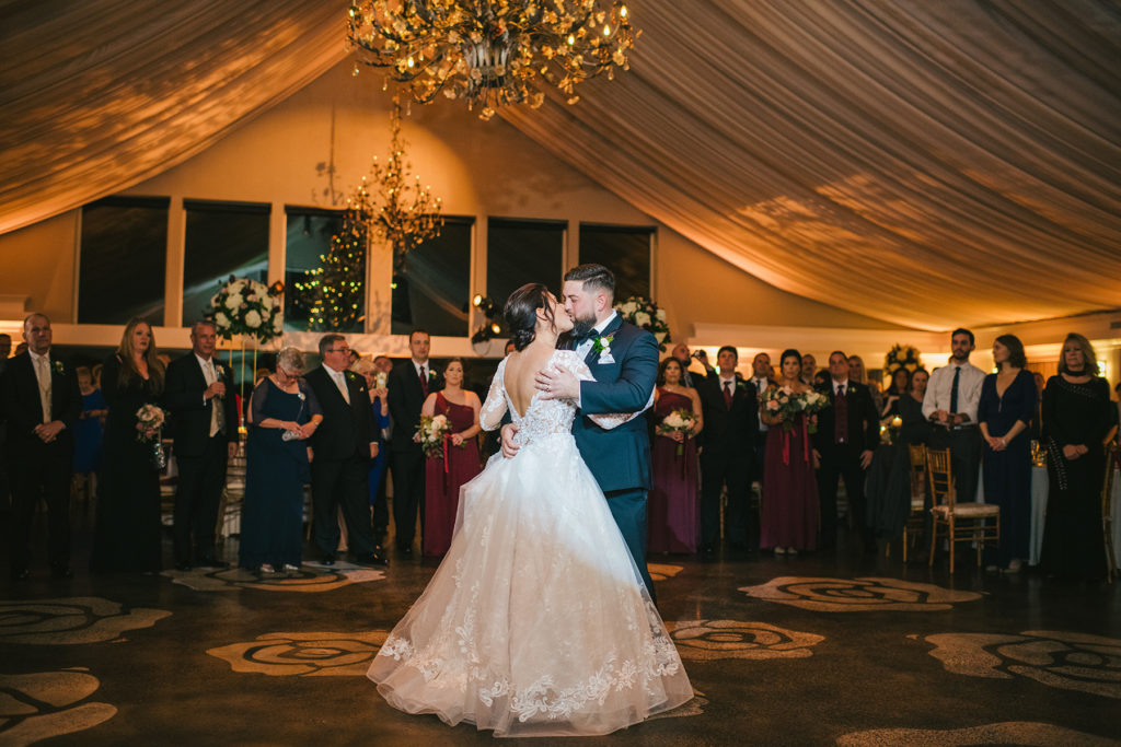 Winter Wedding Lake House Inn Jessica Hendrix Photography